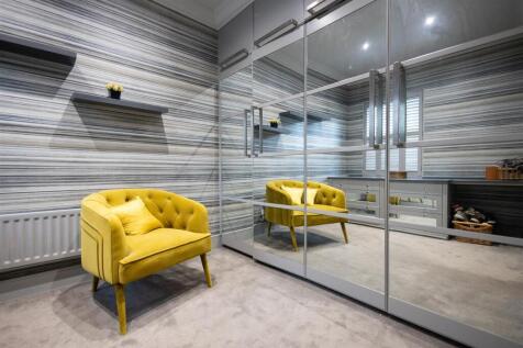 Home Office - Dressing Room - Bedroom 2.jpg