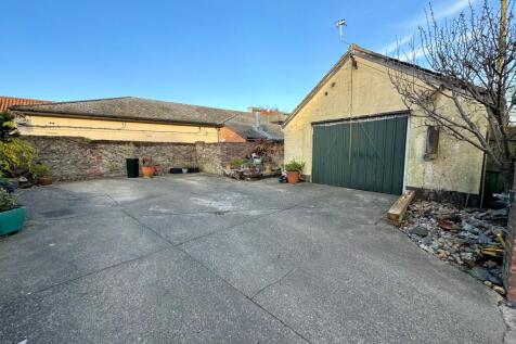 Garage/ Workshop &amp; Parking