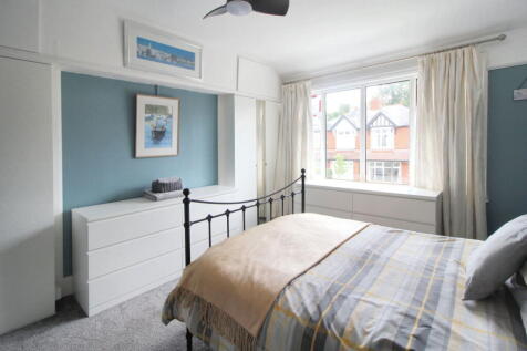 bedroom two_1718124680174