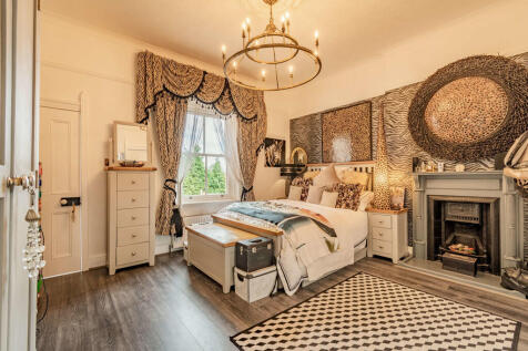 8479735-interior2...