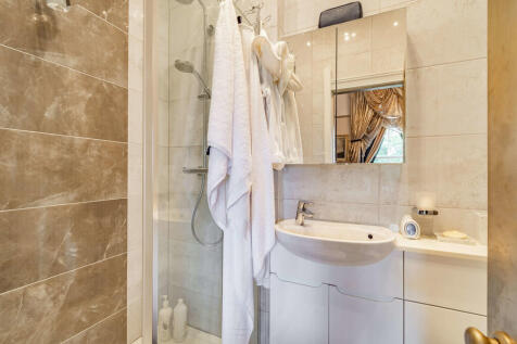 8479735-interior4...