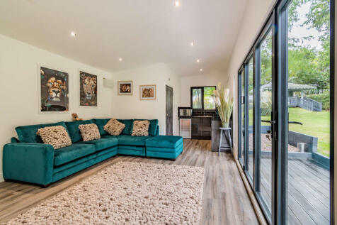 8479735-interior4...