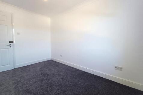 bedroom 2 2
