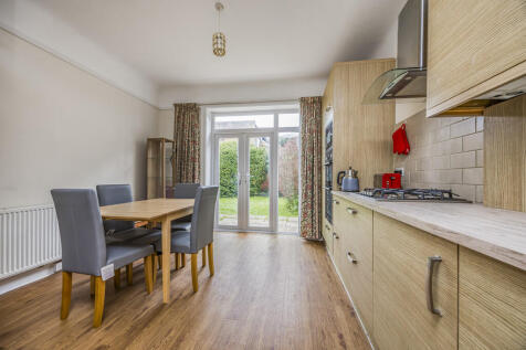 3 Newstead Road, ...