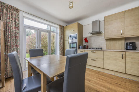 3 Newstead Road, ...