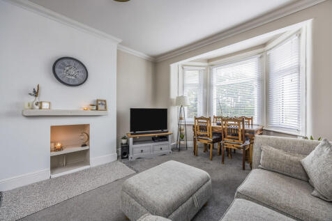 32 Richmond Park ...