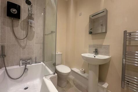 IMG-20251028-WA00...