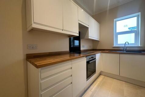 IMG-20251028-WA00...