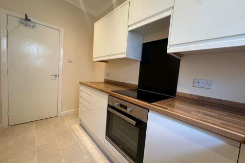 IMG-20251028-WA00...