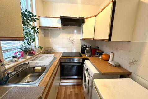 IMG-20251120-WA00...