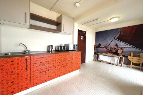 IMG-20251105-WA00...