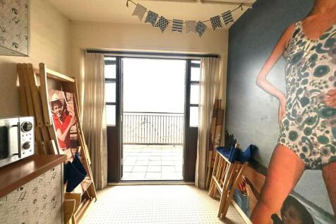 IMG-20251105-WA00...