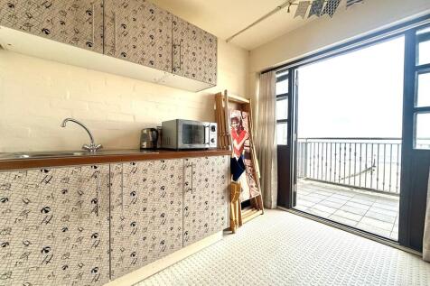 IMG-20251105-WA00...