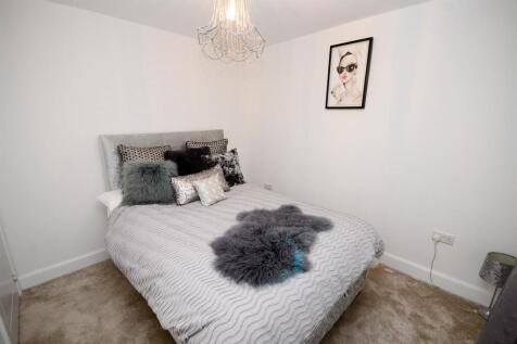 Front Bedroom