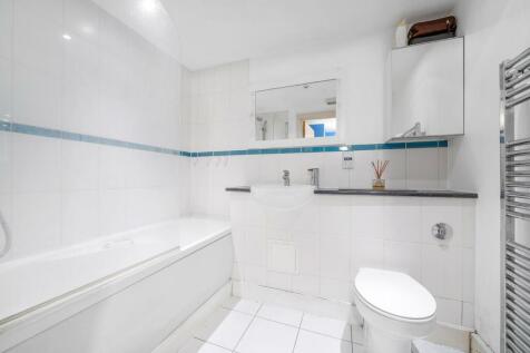 Bathroom.jpg