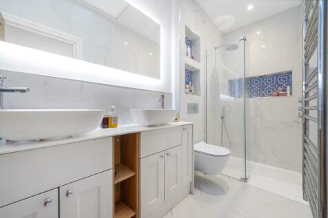 Ensuite.jpg