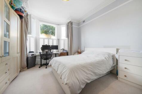 Bedroom 2.jpg