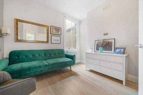 Bedroom 2.jpg