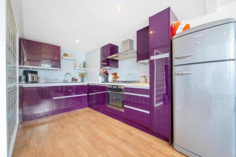 Kitchen 2.jpg