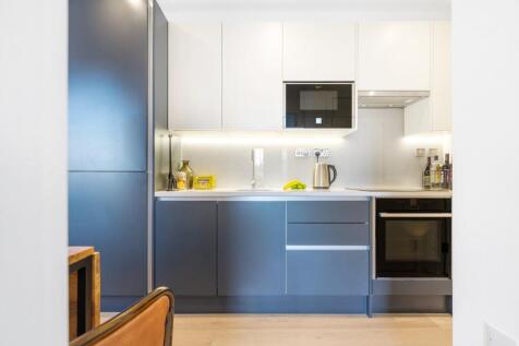 Kitchen (3).jpg