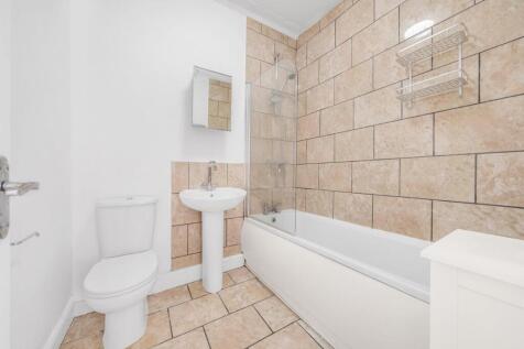 Bathroom.jpg