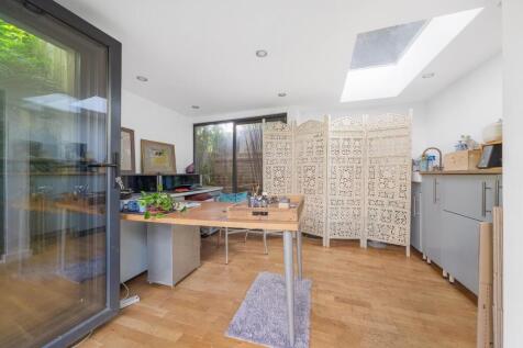 Garden room.jpg