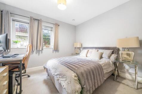 Bedroom 2.jpg