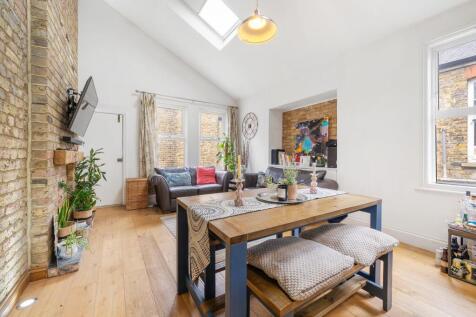 Dinning/living area