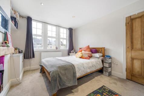 Principal bedroom
