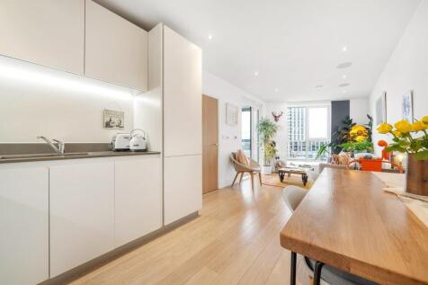 Kitchen (2).jpg