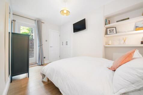 Bedroom 2.jpg