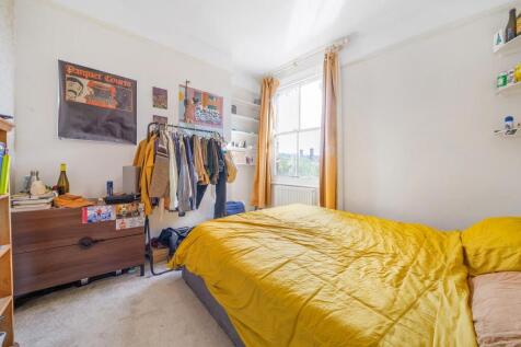 Bedroom 2.JPG