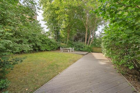 Gardens (2).JPG