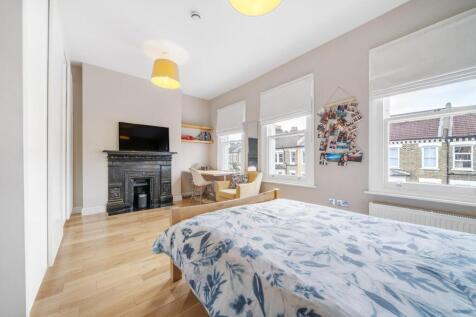 Bedroom 3.jpg