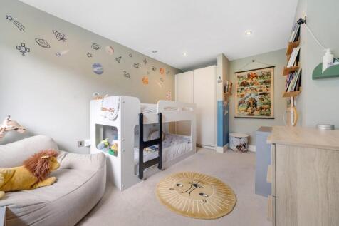 Bedroom 3 (2).JPG