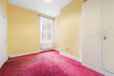 Bedroom 1.JPG