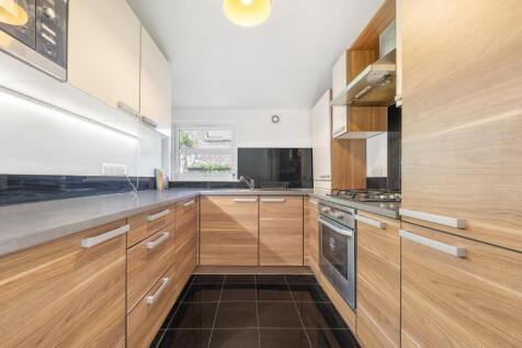 Kitchen.JPG