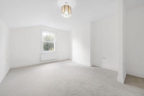 Bedroom 2 Top floor rear.JPG