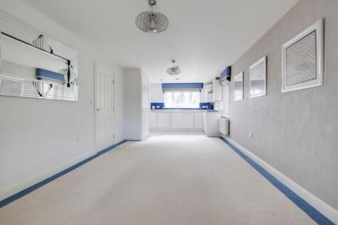 Open Plan Kitchen / Dining / Living Room