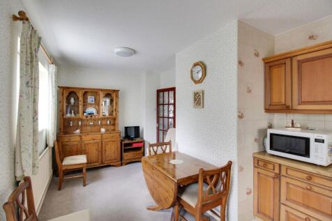 Kitchen /  Dining Room