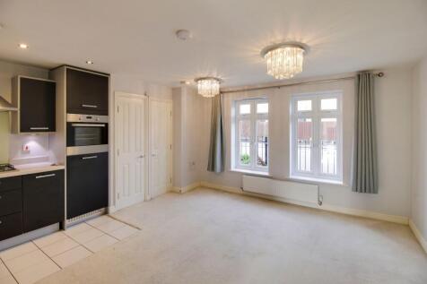 Open Plan Kitchen / Living Room