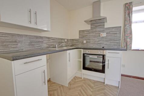 Kitchen / Living Area