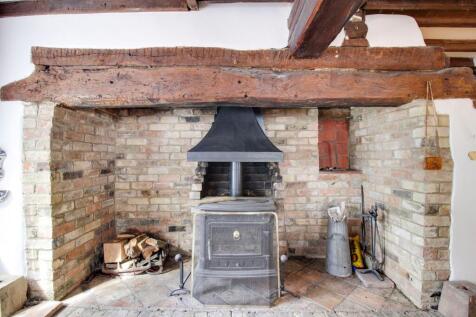 Living &amp; Family Room