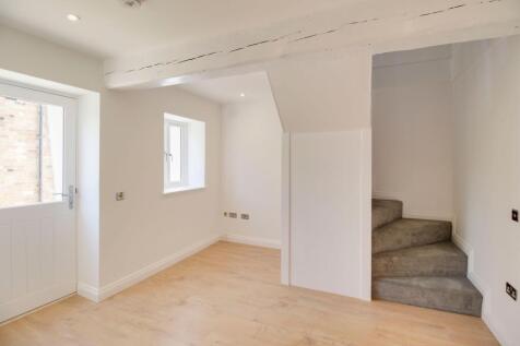 Kitchen / Living Area