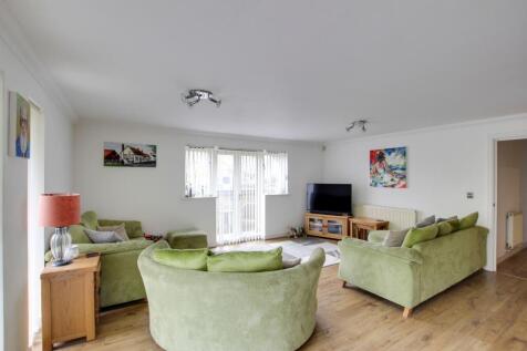 Living / Dining Room