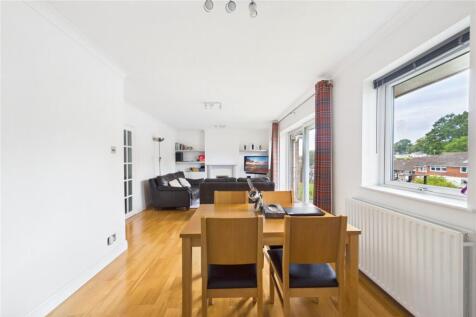 Dining/Living Room