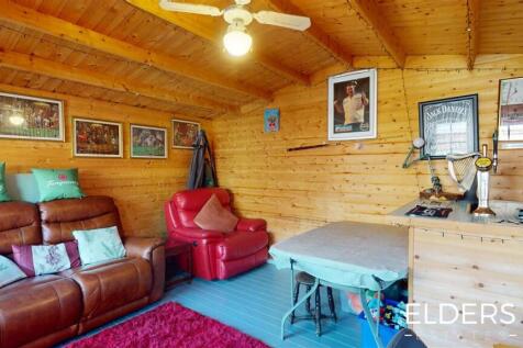 SUMMER HOUSE