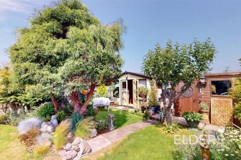 GARDEN SHED