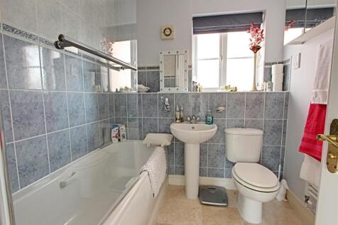 Bathroom.jpg