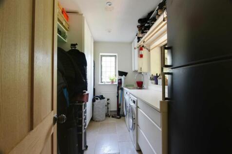IMG_7831-IMG_7833 utilty rm.jpg